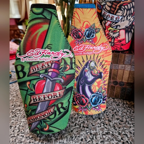NWOT Ed Hardy Neoprene Drink Holders - Picture 2 of 4